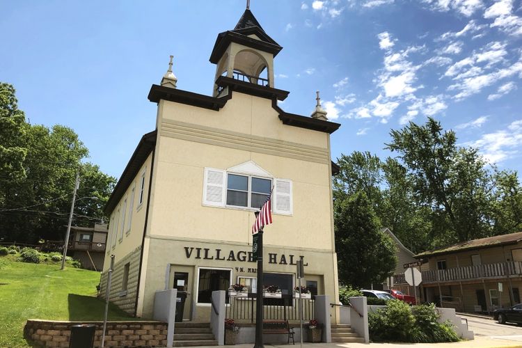 Deerfield, Wisconsin Homes for Sale & Real Estate